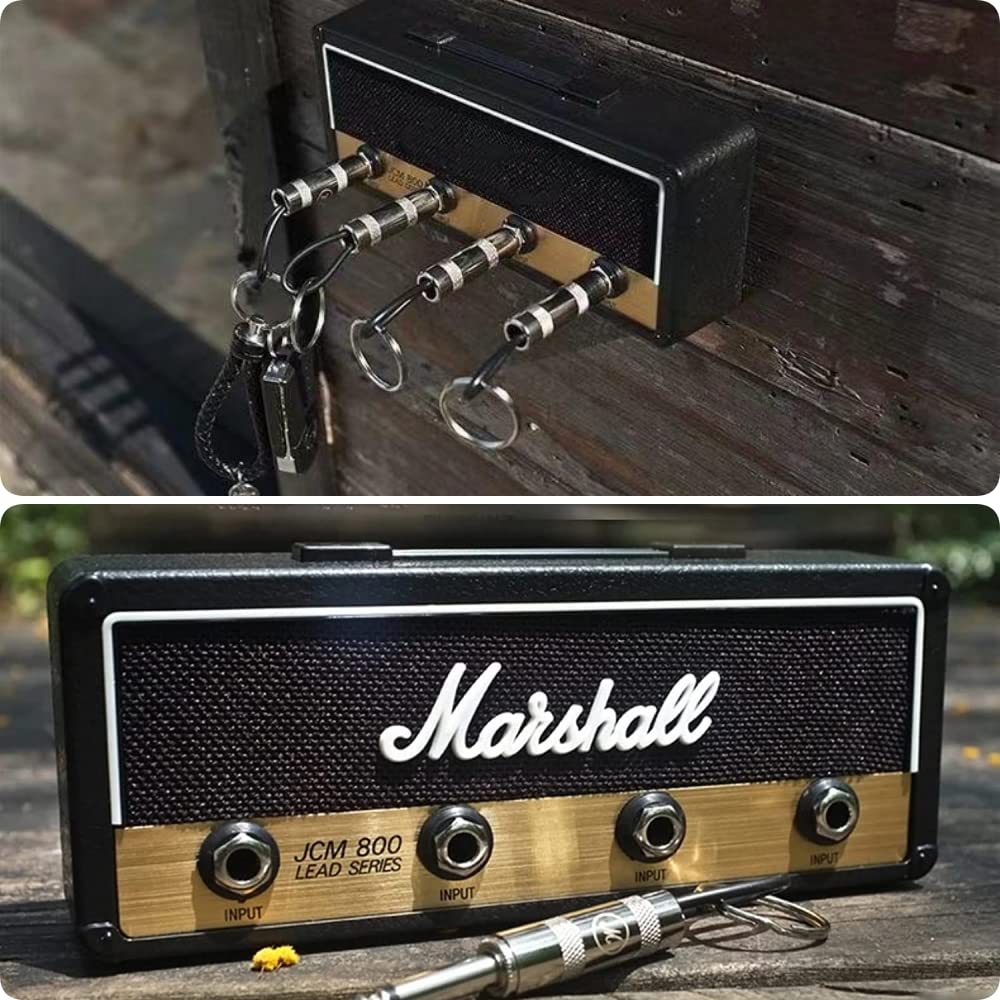 Un porte-clés mural original en forme d’ampli guitare avec des fiches jack comme accroches