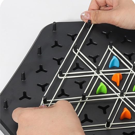 Boîte de jeu de société de table en bande élastique avec échecs en chaîne