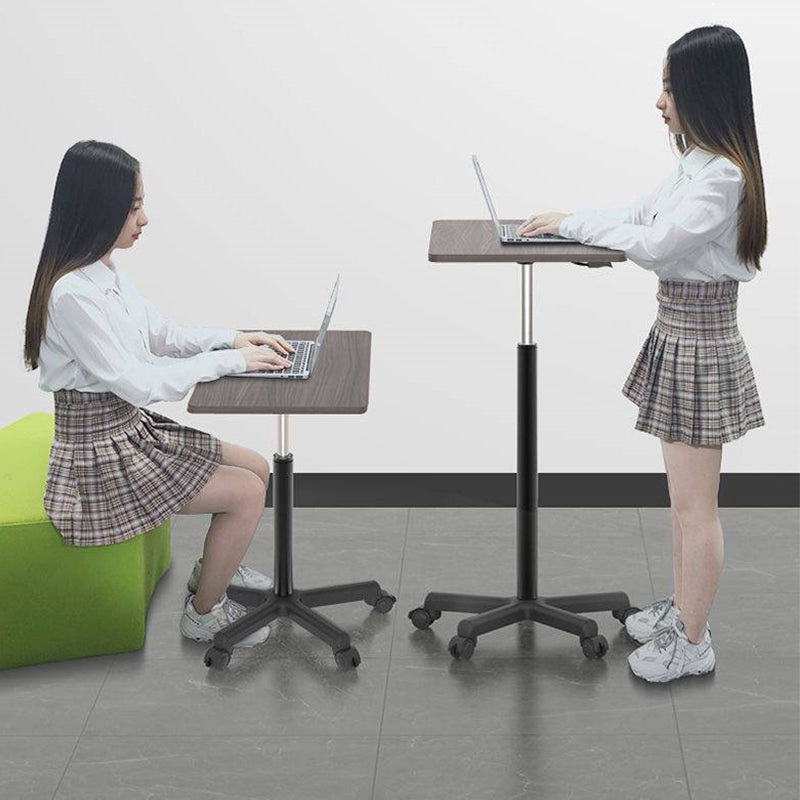 Bureau d'ordinateur mobile et réglable