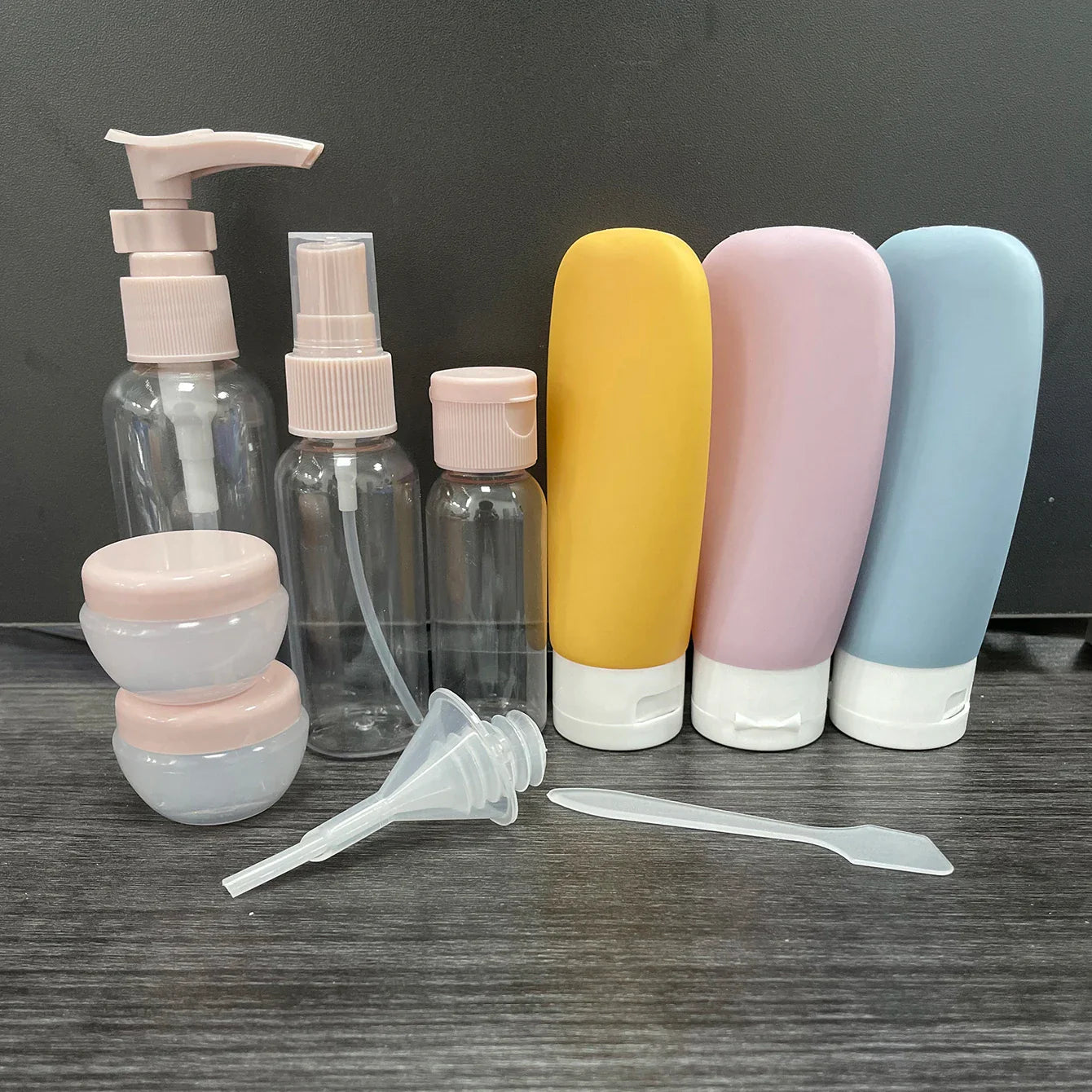 Kit Voyage Avion MoKo 15PCS Flacons De Voyage, Kit De Flacons Toilette En Silicone Set Voyage 11 Pièces étanche Kit Voyage Avion MoKo 15PCS Flacons De Voyage, Kit De Flacons Toilette En Silicone Set Voyage 11 Pièces étanche
