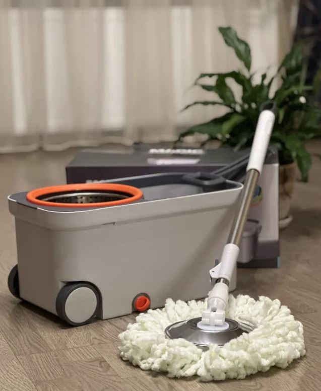 Seau Essoreur Rotatif avec Accessoires Complets