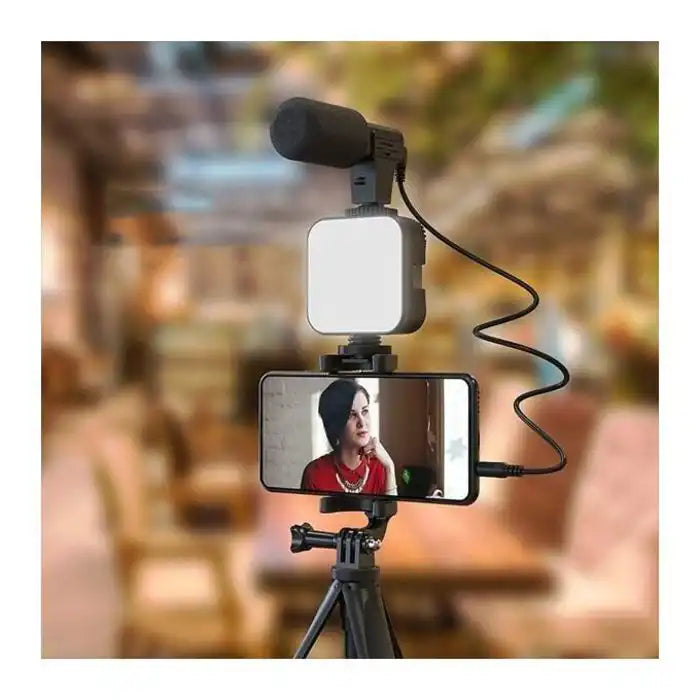 Kit Vlogging Smartphone Complet – Micro Stéréo & Lumière LED pour Créateurs de Contenu